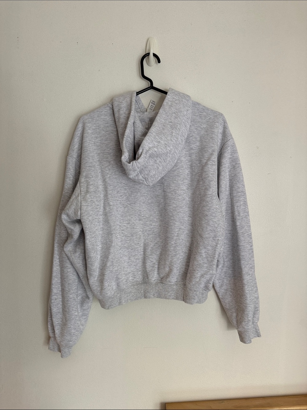 Skims Cotton Fleece Classic Hoodie - Picture 3 of 3